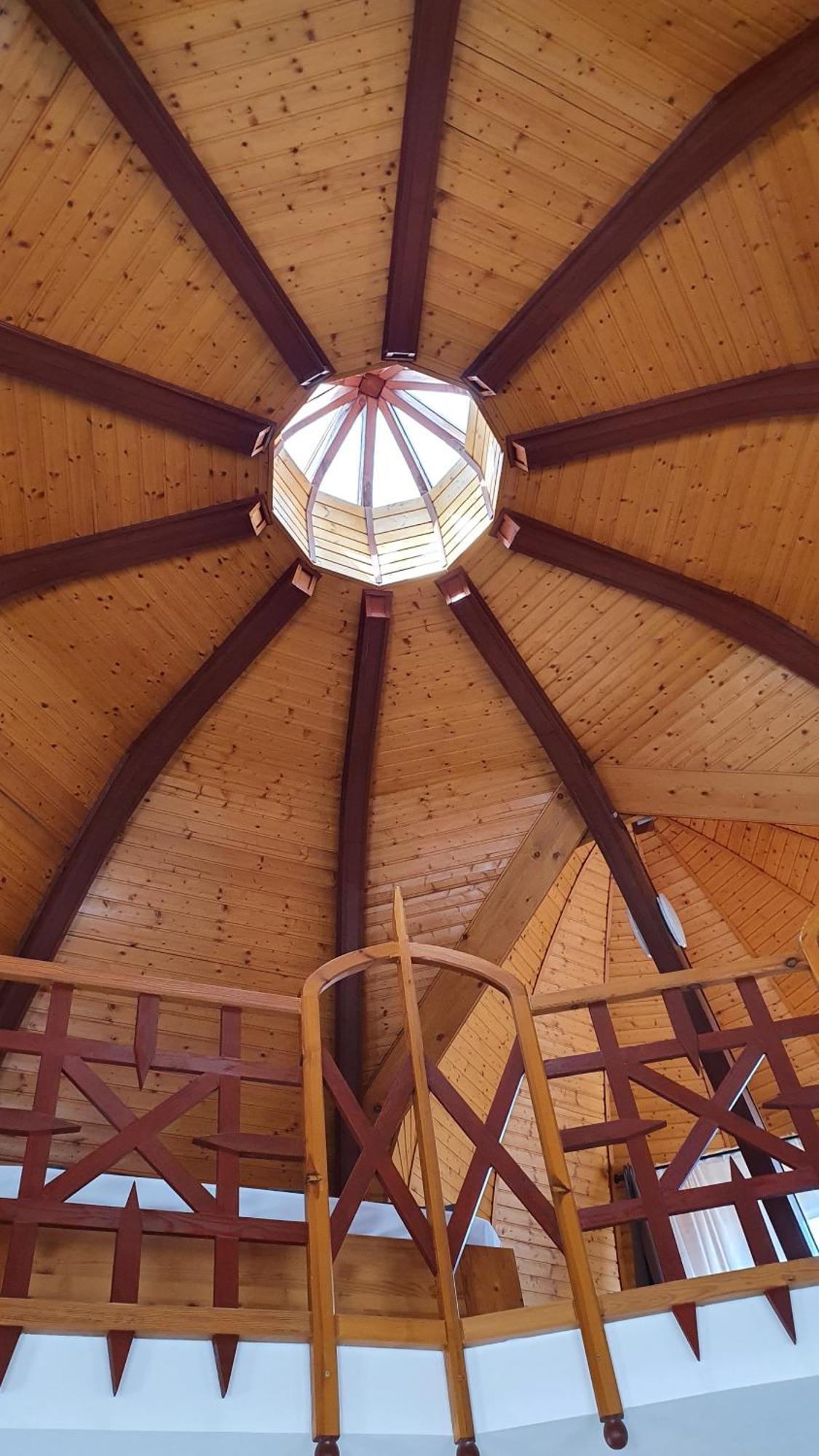 Pannonia Apartman Esztergom Bilik gambar
