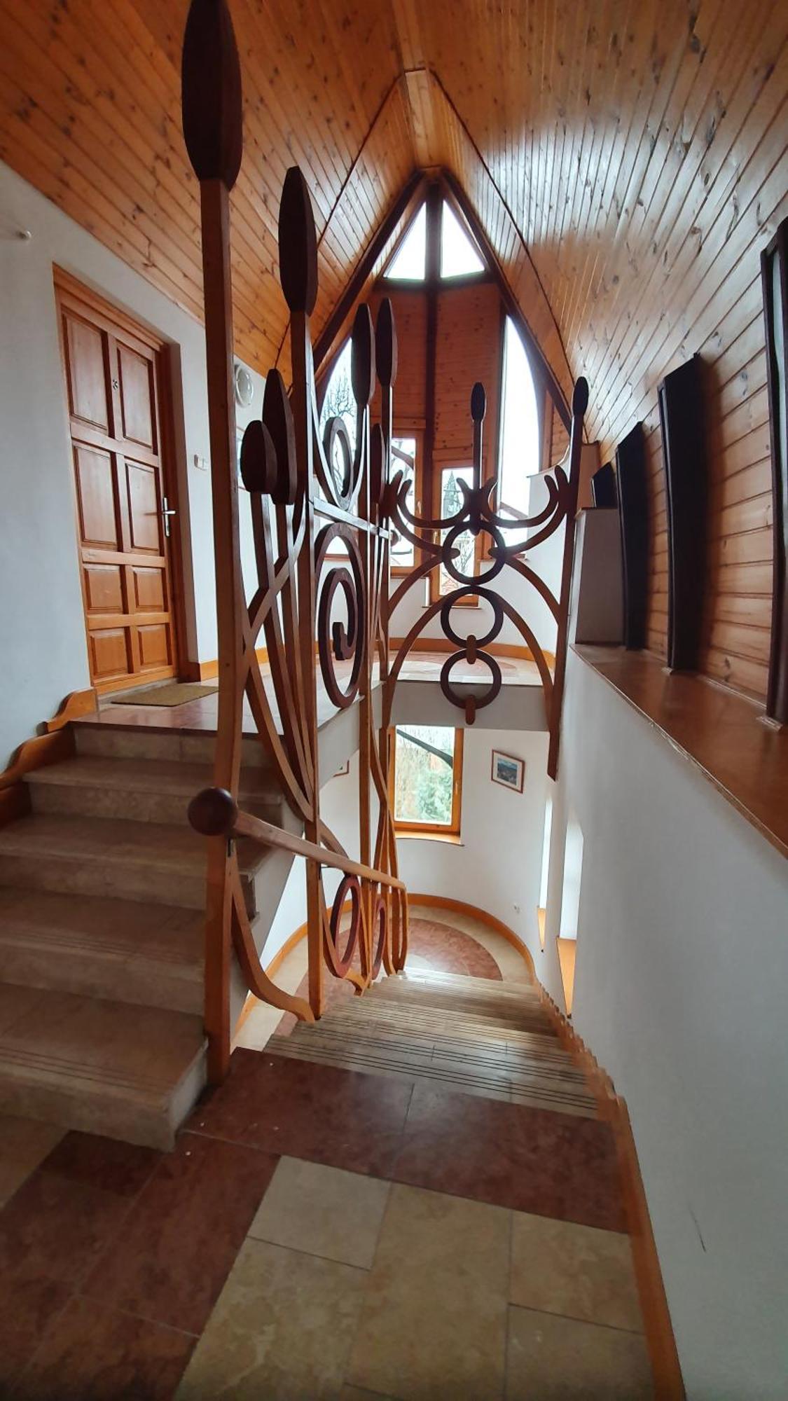 Pannonia Apartman Esztergom Bilik gambar